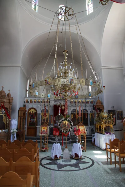 Dentro de uma igreja ortodoxa — Fotografia de Stock