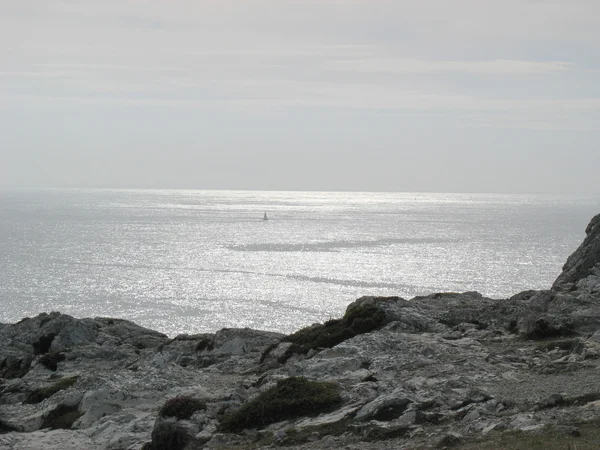 Pointe du raz i morza wybrzeża Bretanii — Zdjęcie stockowe