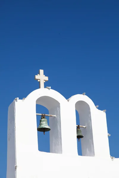 Capilla en la isla de Santorini —  Fotos de Stock