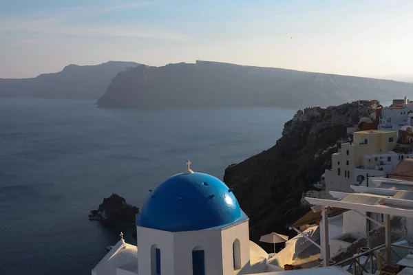 Capela na ilha de Santorini — Fotografia de Stock