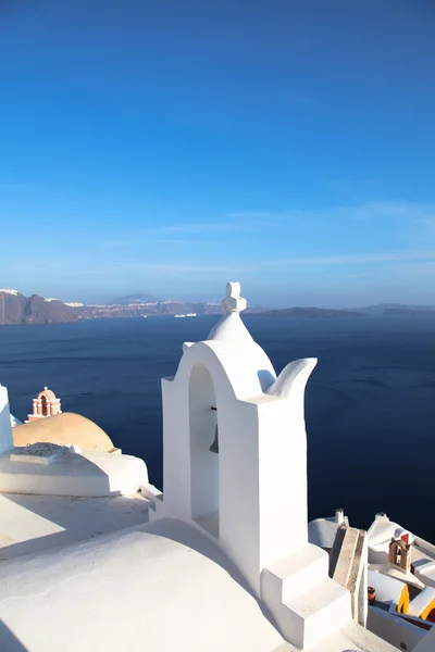 Capela na ilha de Santorini — Fotografia de Stock