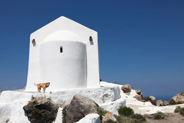 Capela na ilha de Santorini — Fotografia de Stock