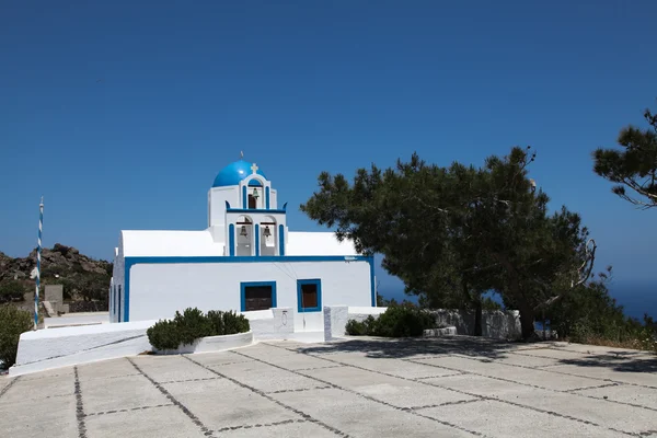 Capela na ilha de Santorini — Fotografia de Stock