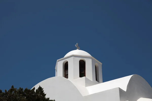 Capilla en la isla de Santorini —  Fotos de Stock