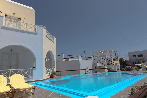 Villa auf der Insel Santorini — Stockfoto