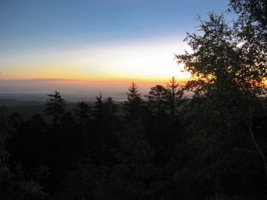 Vosges Dağları üzerinde gündoğumu