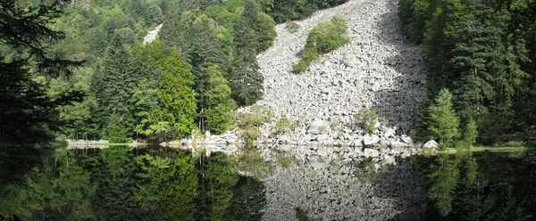 거울 호수는 보 주 — 스톡 사진