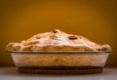 Ev yapımı elmalı turta.