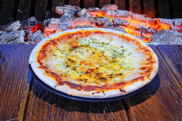 Quattro pizza al formaggio . — Foto Stock