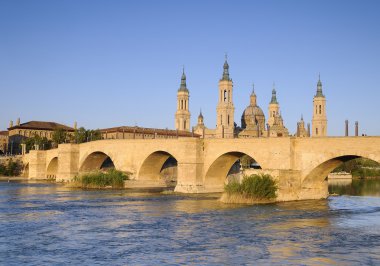 Pillar Bazilikası: Zaragoza, İspanya.
