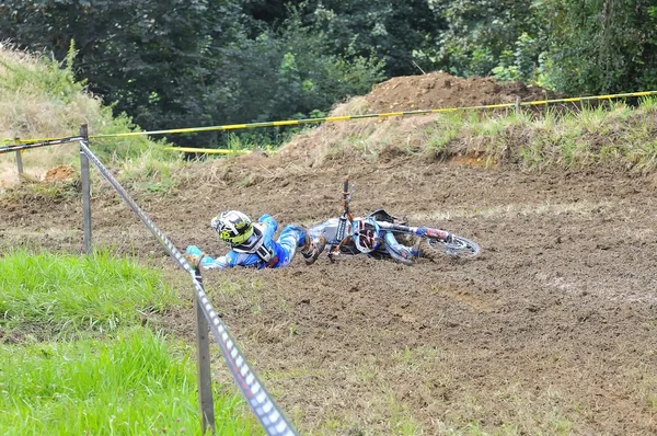 Motocross in valdesoto, asturien, spanien — Stockfoto