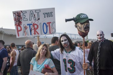Asbury park zombi yürüme 2013 - futbol taraftarları