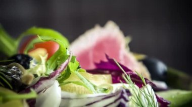 beyazlatılmış ve taze mevsimlik sebze çeşitli