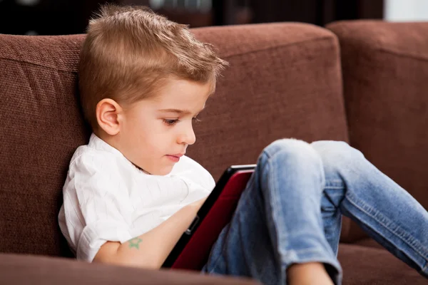 Kid at home playing — Stock Photo, Image