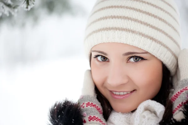 Schoonheid winter vrouw — Stockfoto