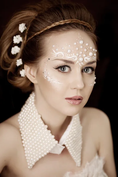 Woman with creative make-up of pearls — Stock Photo, Image