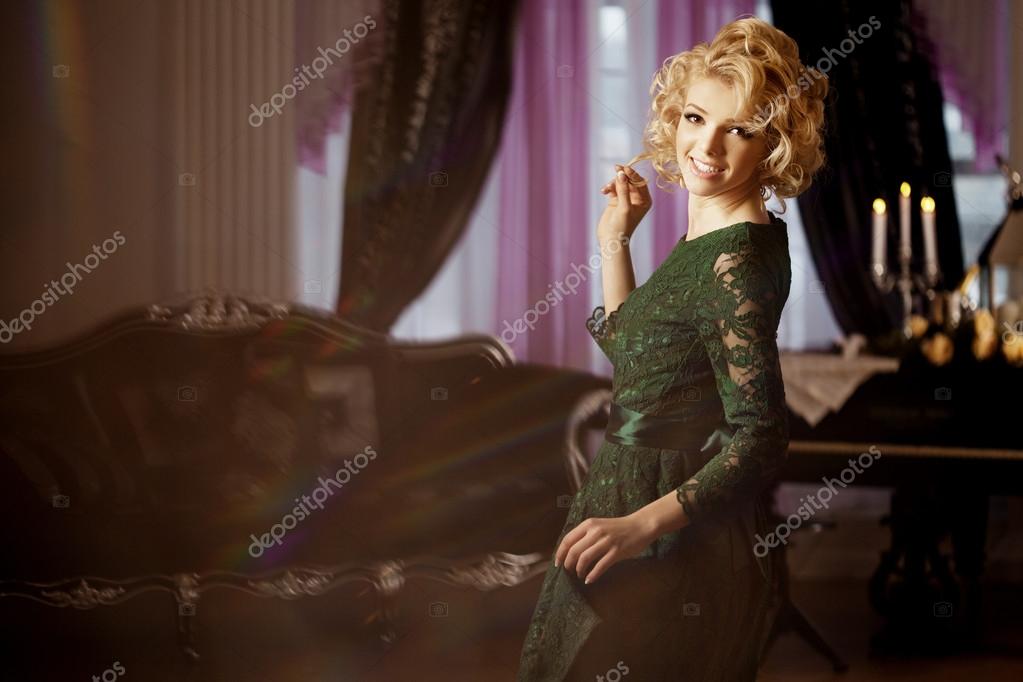 Luxury Rich Woman Like Marilyn Monroe Stock Photo