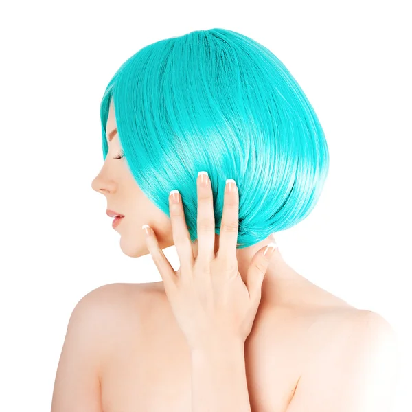 Mujer joven de belleza con lujoso cabello azul. Chica con esquí fresco —  Fotos de Stock