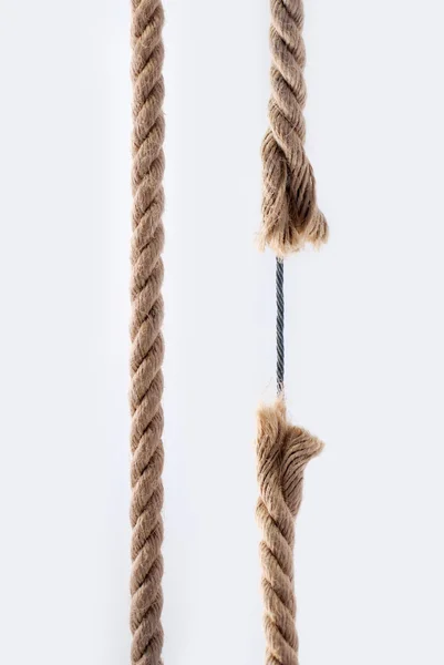 Rope with metal cable — Stock Photo, Image