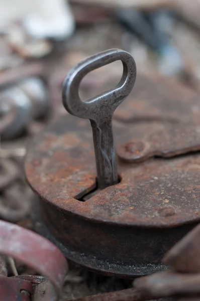 Old padlock with key — Stock Photo, Image