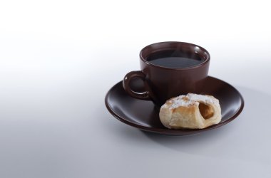 fincan kahve ve atıştırmalık