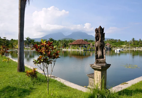 Taman Ujung palazzo dell'acqua a Bali — Foto Stock