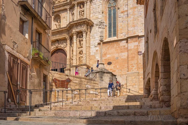 Montblanc Spain September 2021 Steps Church People Historic Quarter Antique — Stock Photo, Image