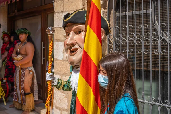 蒙博罗纳 Spain 2021年9月12日 巨人偶或大头娃娃 巨人偶 参加在西班牙蒙白朗举行的民间节 — 图库照片