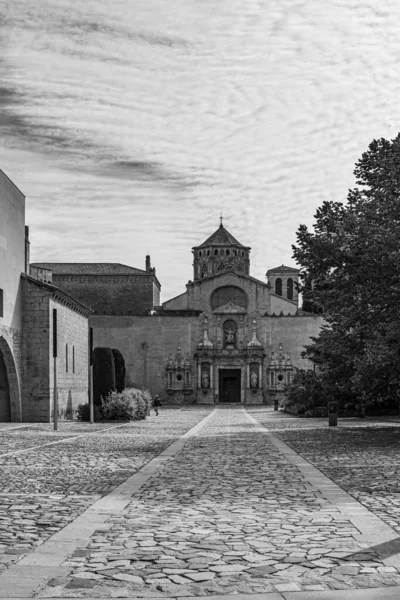Camino Entrada Del Siglo Xii Monasterio Cisterciense Santa María Poblet — Foto de Stock