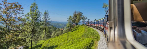 Train ride from Kandy to Ella with unique and amazing view of Sri Lankan landscape — Stock Photo, Image