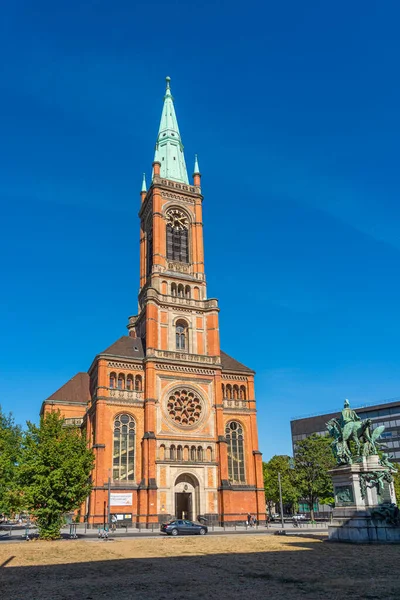 뒤셀도르프 시내에 플라톤 교회에서요 1881 스타트 키르히 Stadtkirche 불리기도 — 스톡 사진