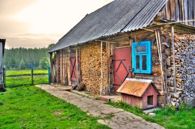 tipik bir köy evi hdr