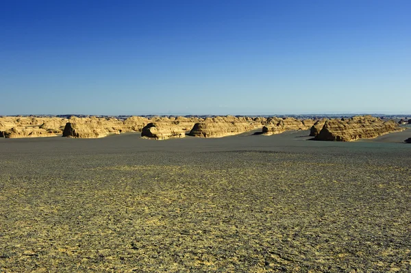 独特的雅丹地球表面在敦煌，中国的戈壁沙漠中 — 图库照片
