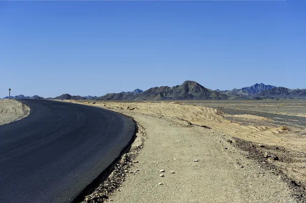 Road in the Gobi Desert — Stock Photo, Image