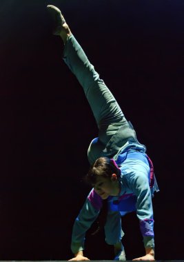 Çin Halk dansçısı