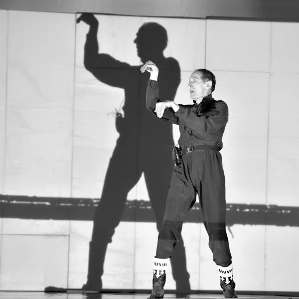 Frence dançarina moderna — Fotografia de Stock