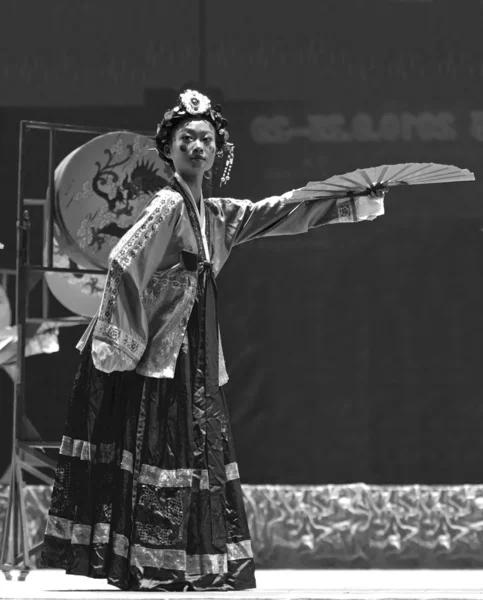 Korean ethnic dance — Stock Photo, Image