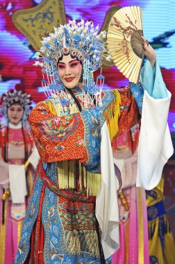 oldukça Çince Geleneksel opera oyuncu tiyatro kostüm