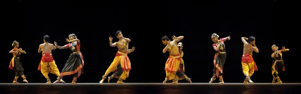 Hint bharatanatyam dansçılar — Stok fotoğraf