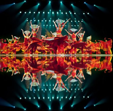 Çin etnik dans yi milliyet