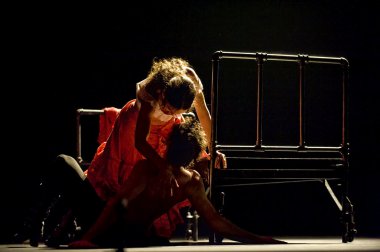 İspanyol flamenko dansçısı
