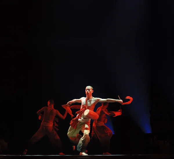 Chinese national dancer — Stok fotoğraf