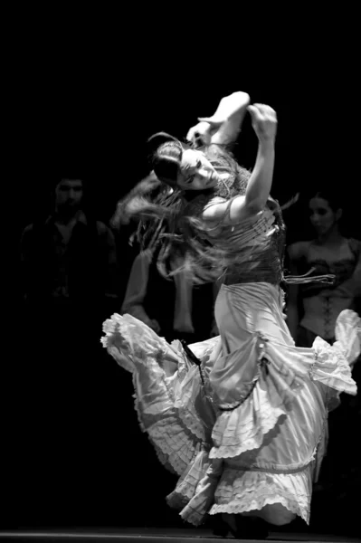 Tancerka flamenco hiszpańska — Zdjęcie stockowe