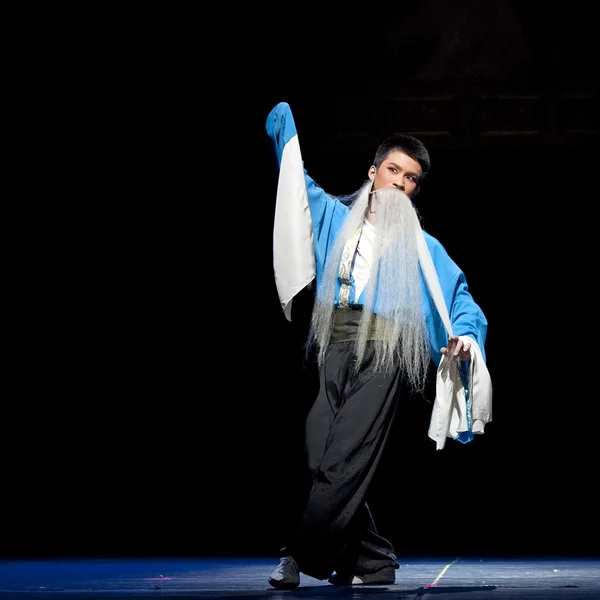 Chinese traditional opera actor with theatrical costume — Stock Photo, Image