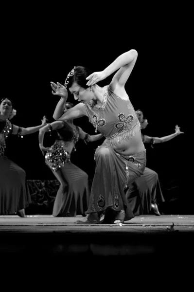 Китайская танцовщица — стоковое фото