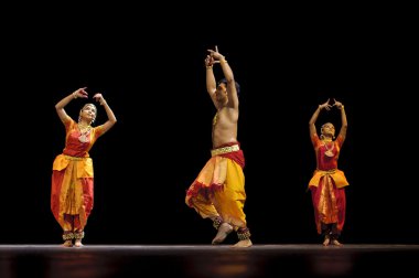 Hint bharatanatyam dansçılar
