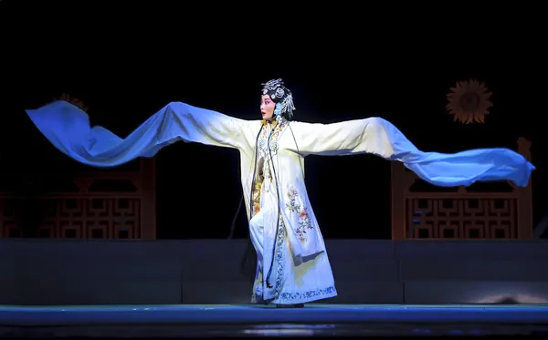 Drama Mulian de intérprete de ópera chinesa Qi — Fotografia de Stock