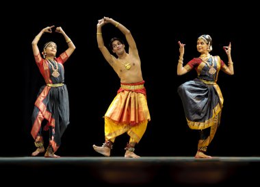 Hint bharatanatyam dansçılar