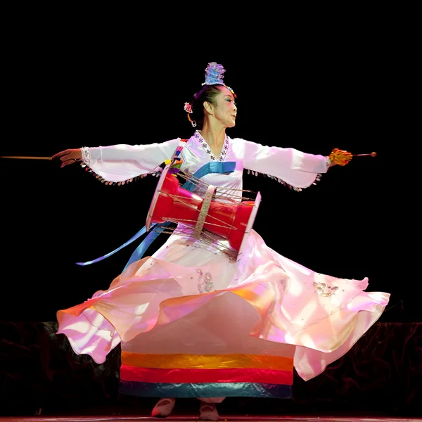 Danza etnica coreana — Foto Stock