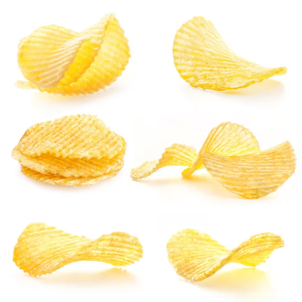Golfde potato chips — Stockfoto